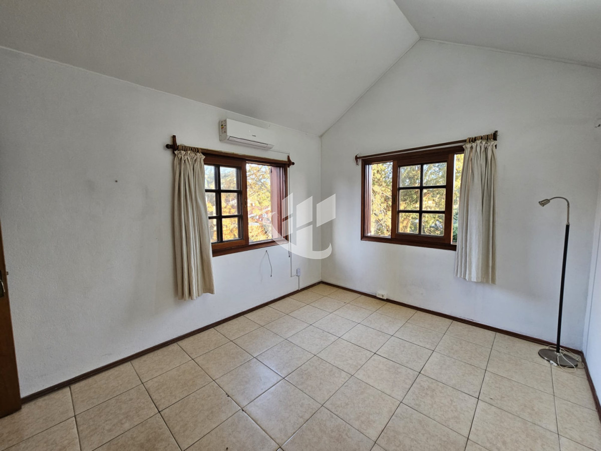Casa ID.2864 - Casa en venta - Playa Mansa, Parada 19 | California Park