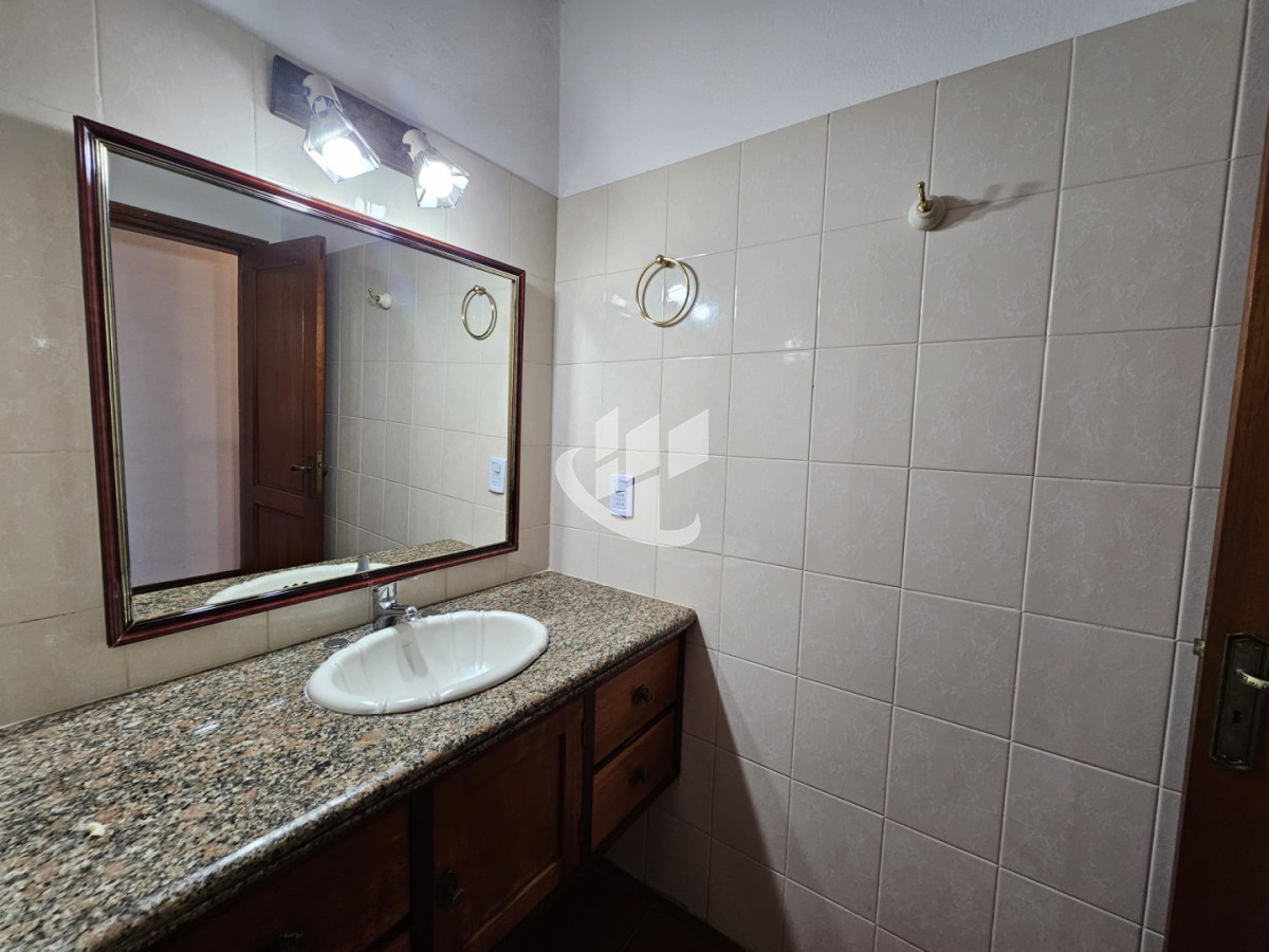 Casa ID.2864 - Casa en venta - Playa Mansa, Parada 19 | California Park