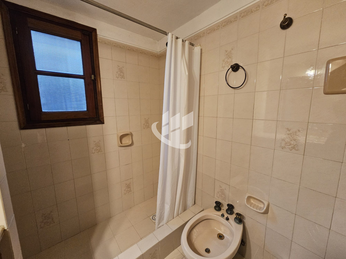 Casa ID.2864 - Casa en venta - Playa Mansa, Parada 19 | California Park
