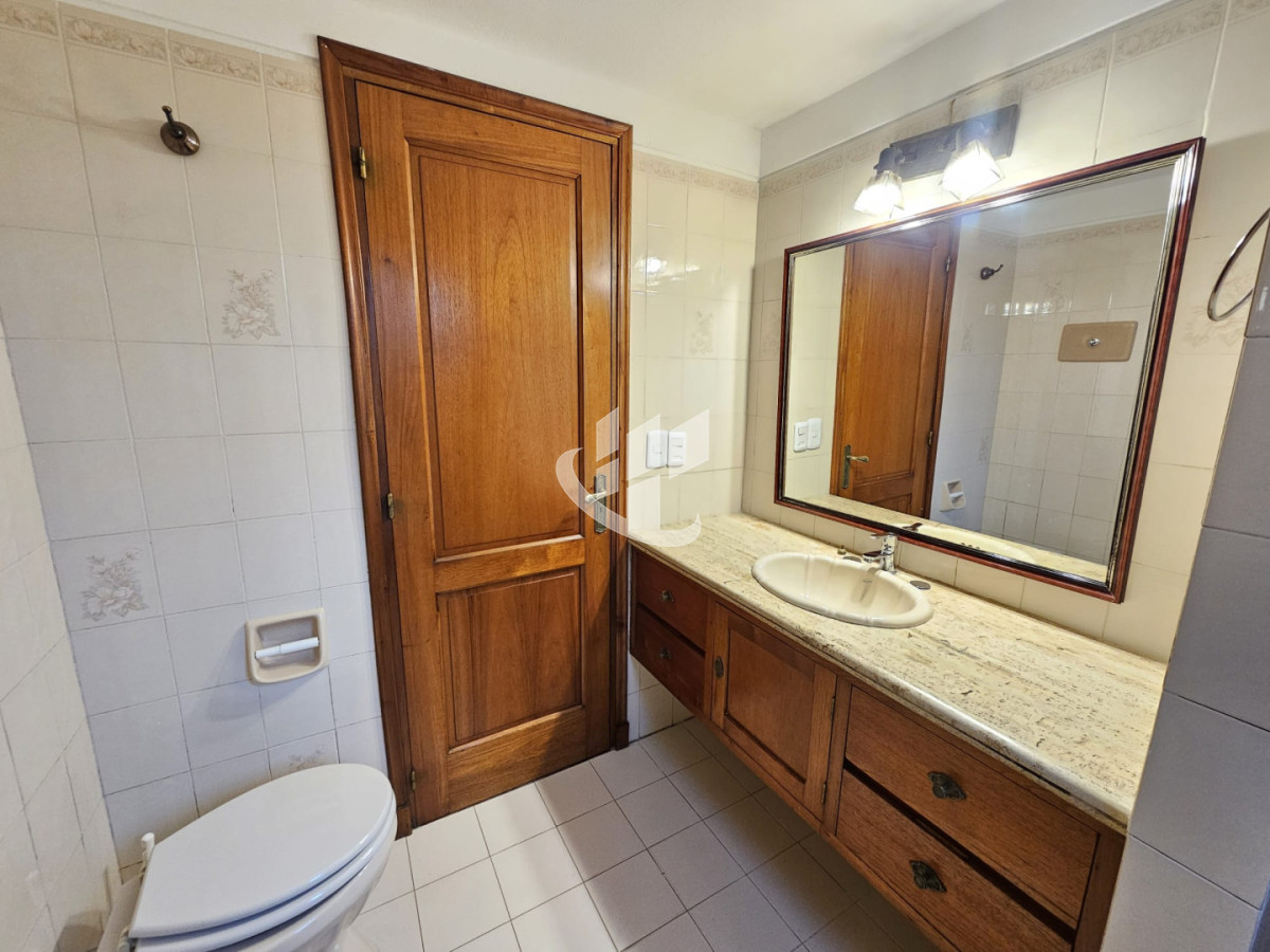 Casa ID.2864 - Casa en venta - Playa Mansa, Parada 19 | California Park