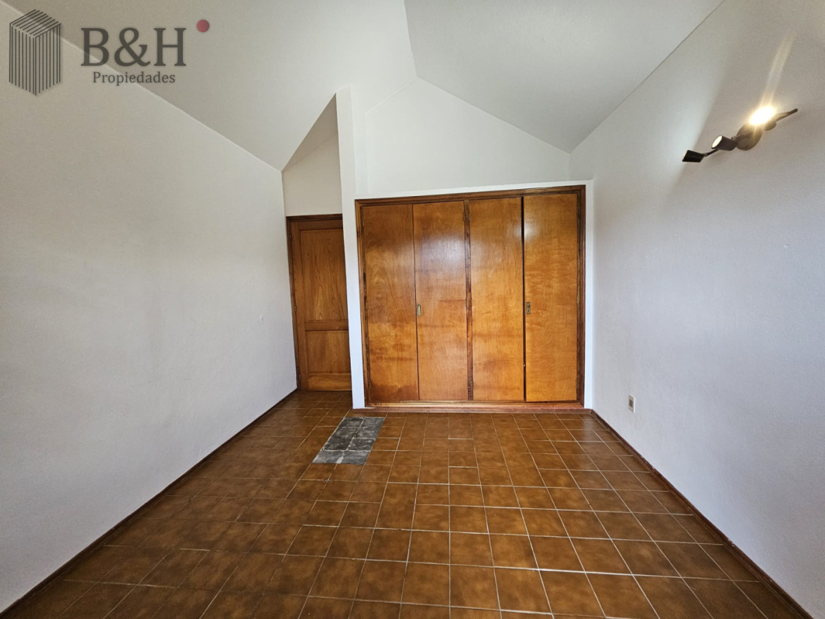 Casa ID.8034 - Casa en venta - Playa Mansa, Parada 19 | California Park