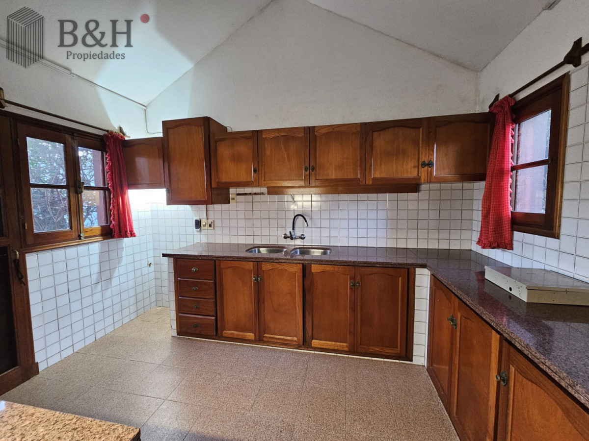 Casa ID.8034 - Casa en venta - Playa Mansa, Parada 19 | California Park