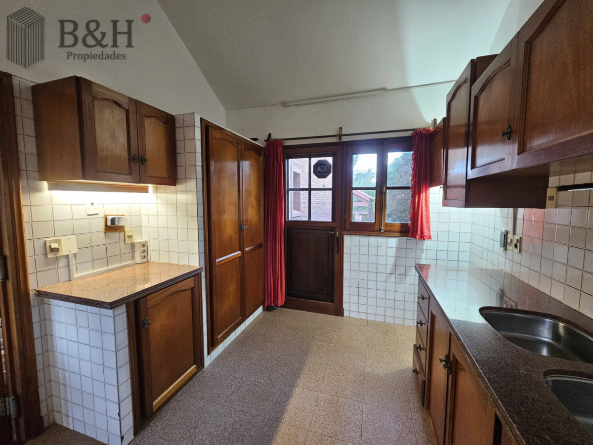 Casa ID.8034 - Casa en venta - Playa Mansa, Parada 19 | California Park