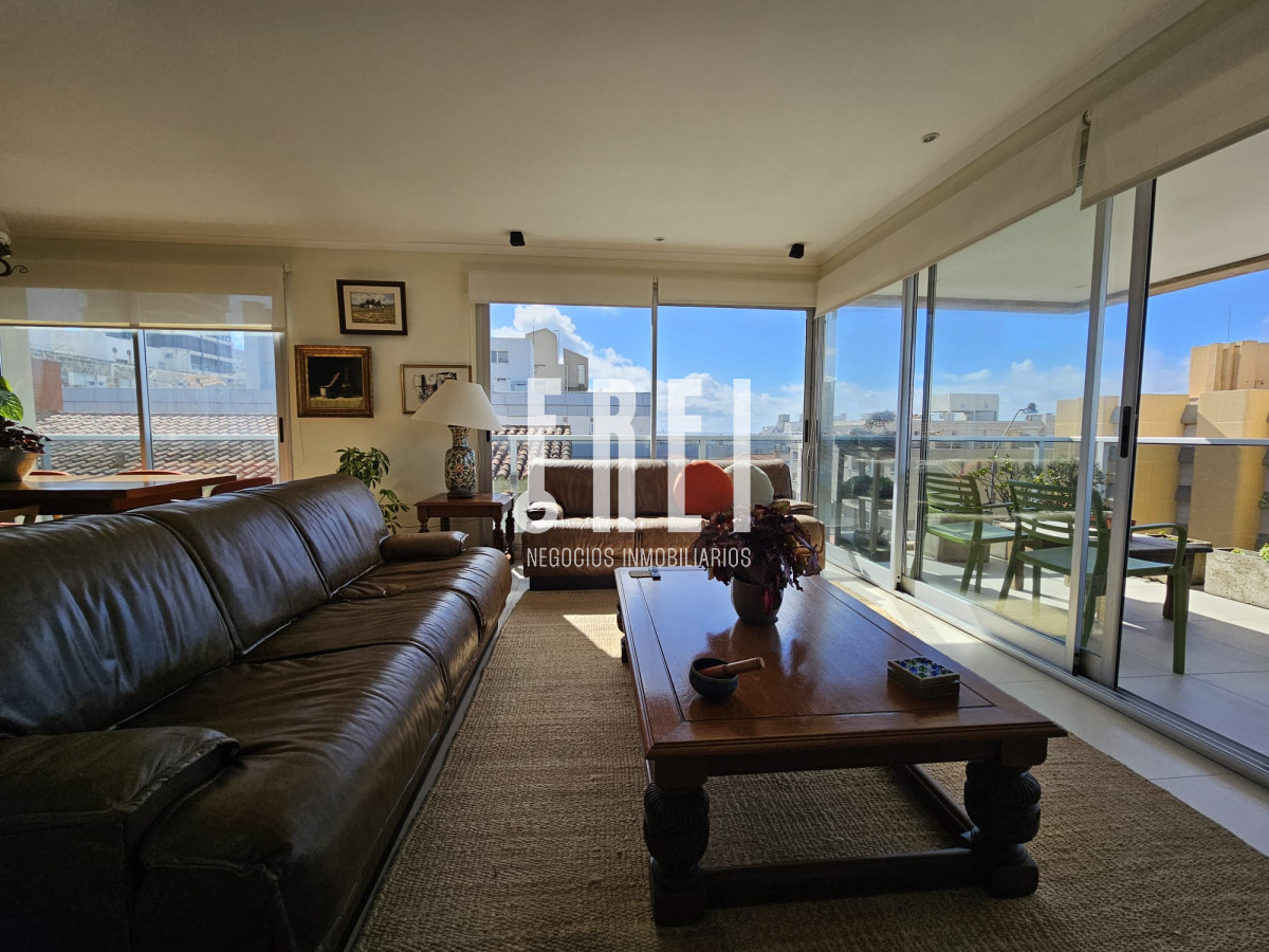 Apartamento ID.105 - APARTAMENTO EN VENTA - PENINSULA 