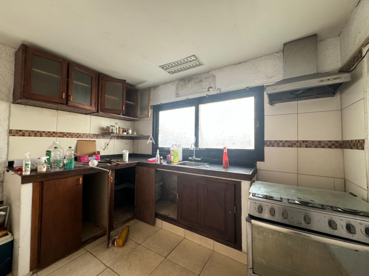 Casa ID.21096958 - CASA MAS DOS APARTAMENTOS EN VENTA CENTRO MALDONADO