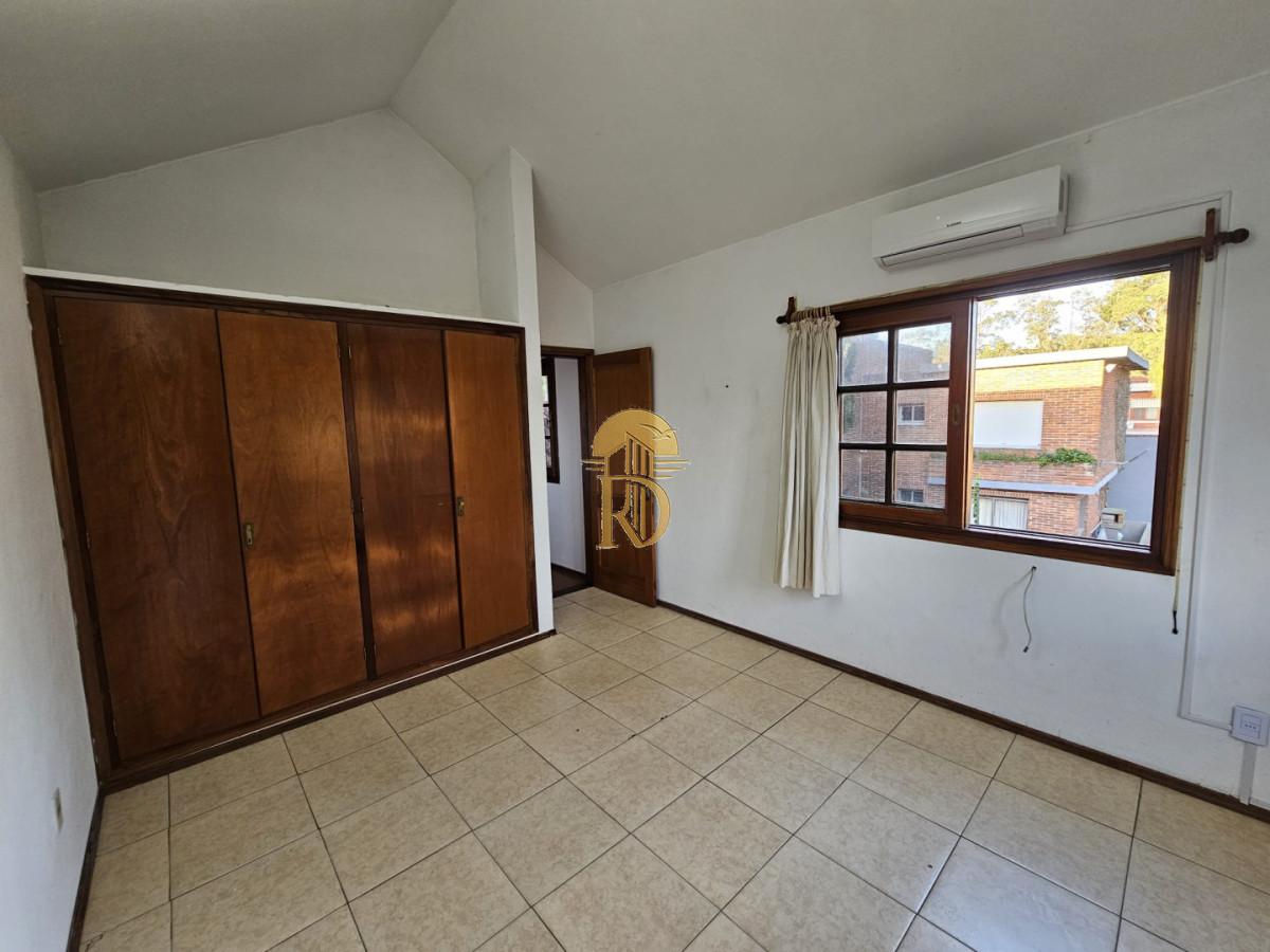 Casa en venta - Playa Mansa, Parada 19 | California Park -id-1030-21
