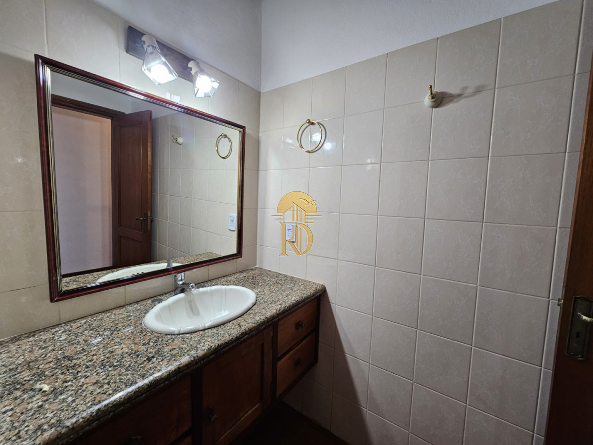 Casa en venta - Playa Mansa, Parada 19 | California Park -id-1030-17