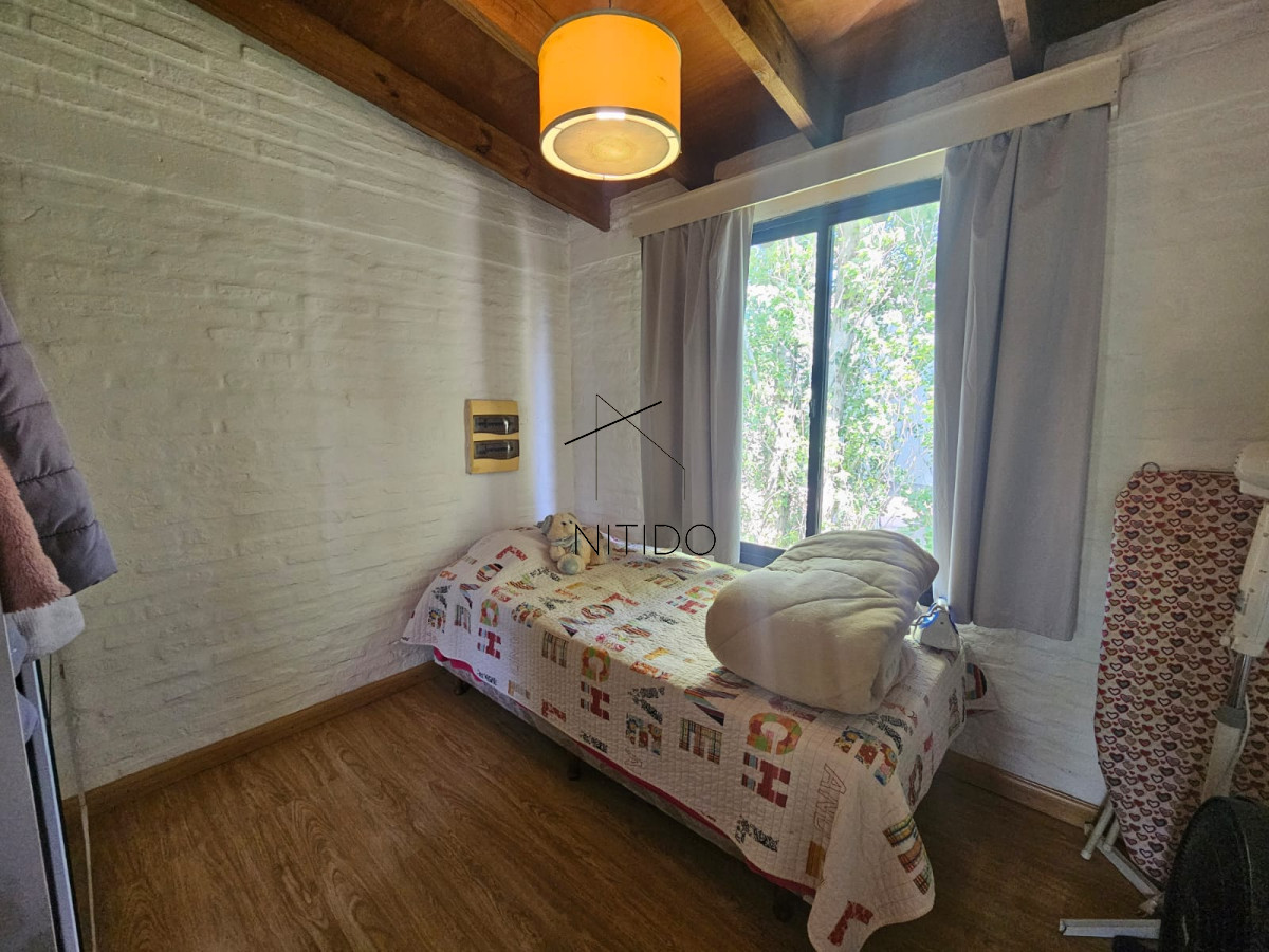 Casa ID.286 - CASA 5 DORMITORIOS EN LAUSANA 