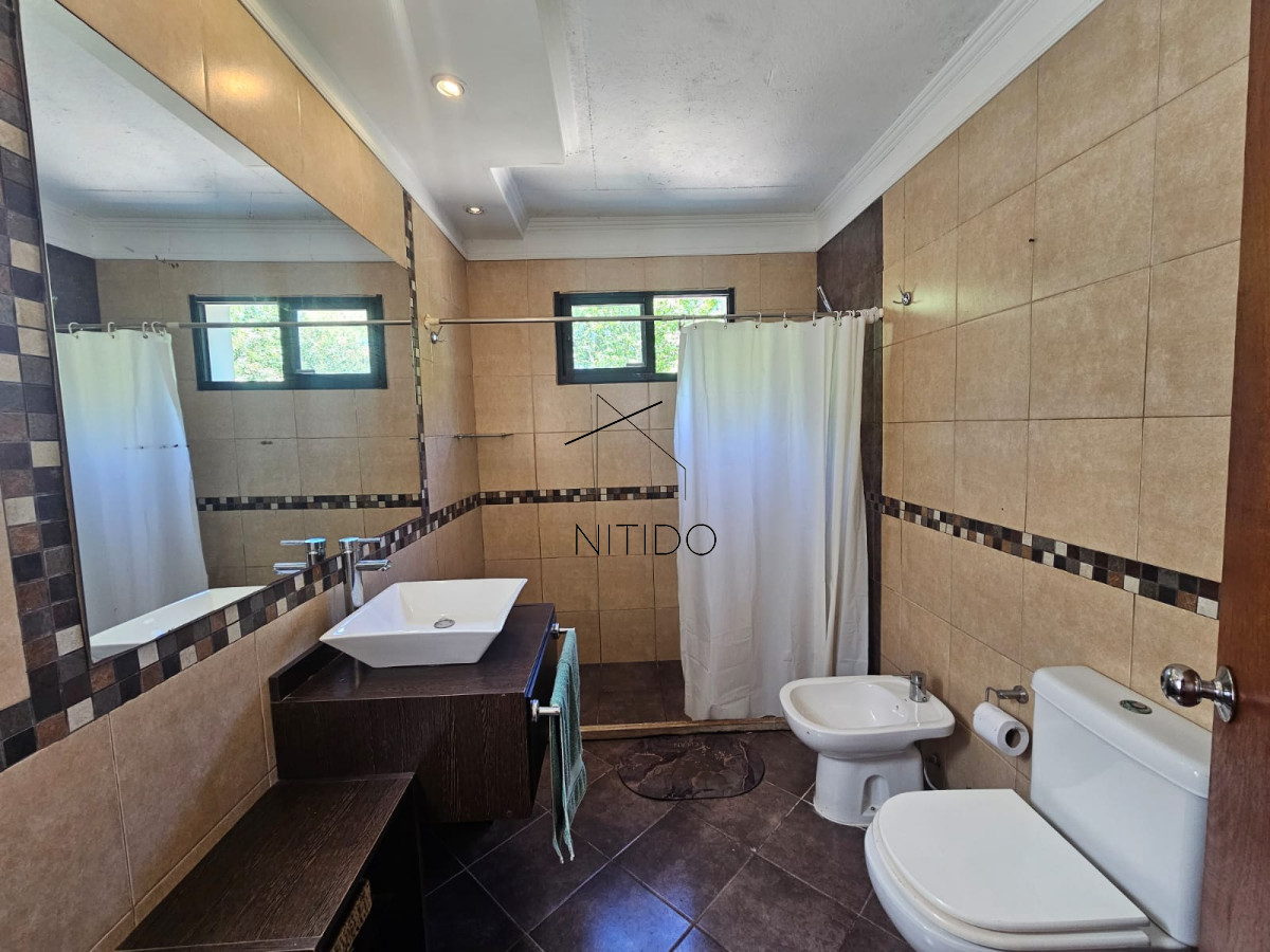 Casa ID.286 - CASA 5 DORMITORIOS EN LAUSANA 