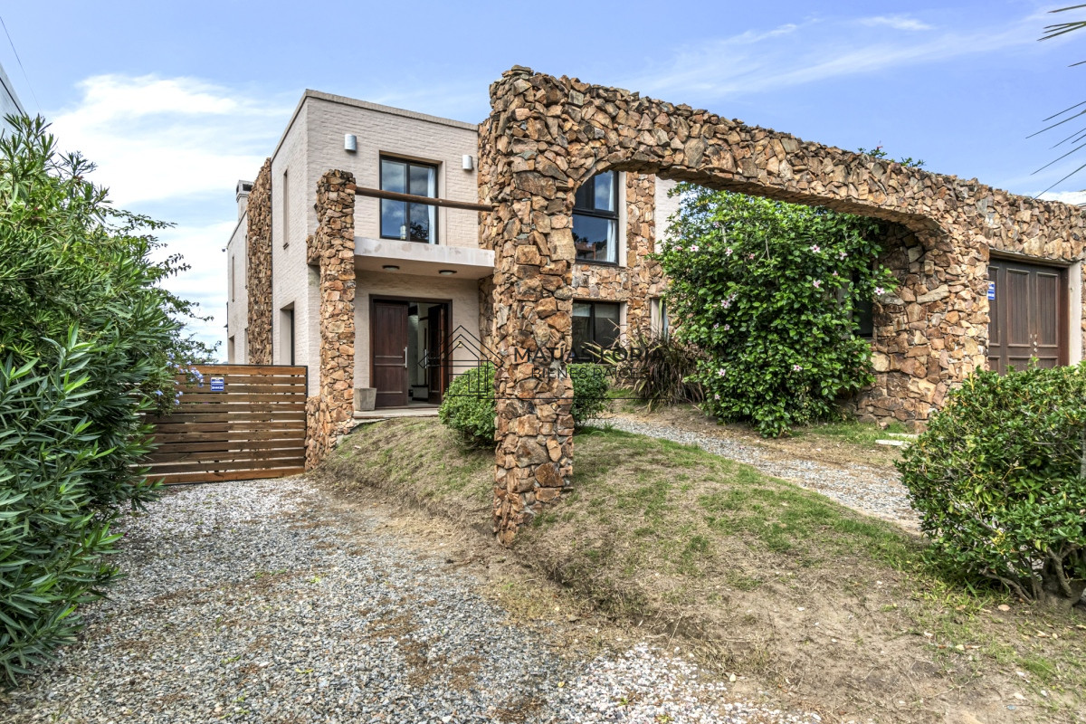 Casa ID.15 - CASA EN VENTA MONTOYA 