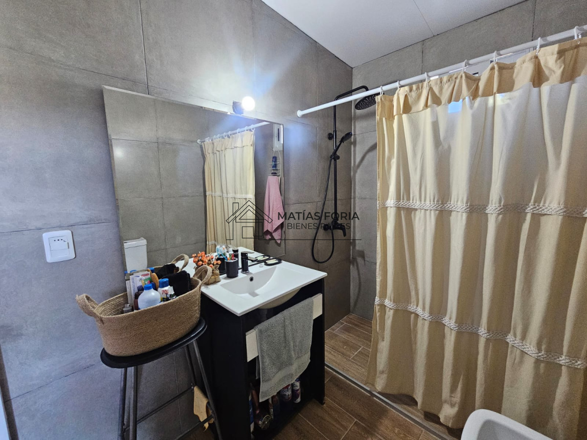 Casa ID.102 - CASA UN DORMITORIO EN VENTA 4H