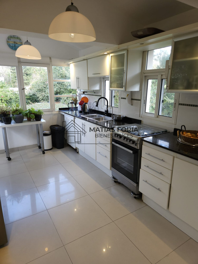 Casa ID.60 - Alquiler anual zona Roosevelt