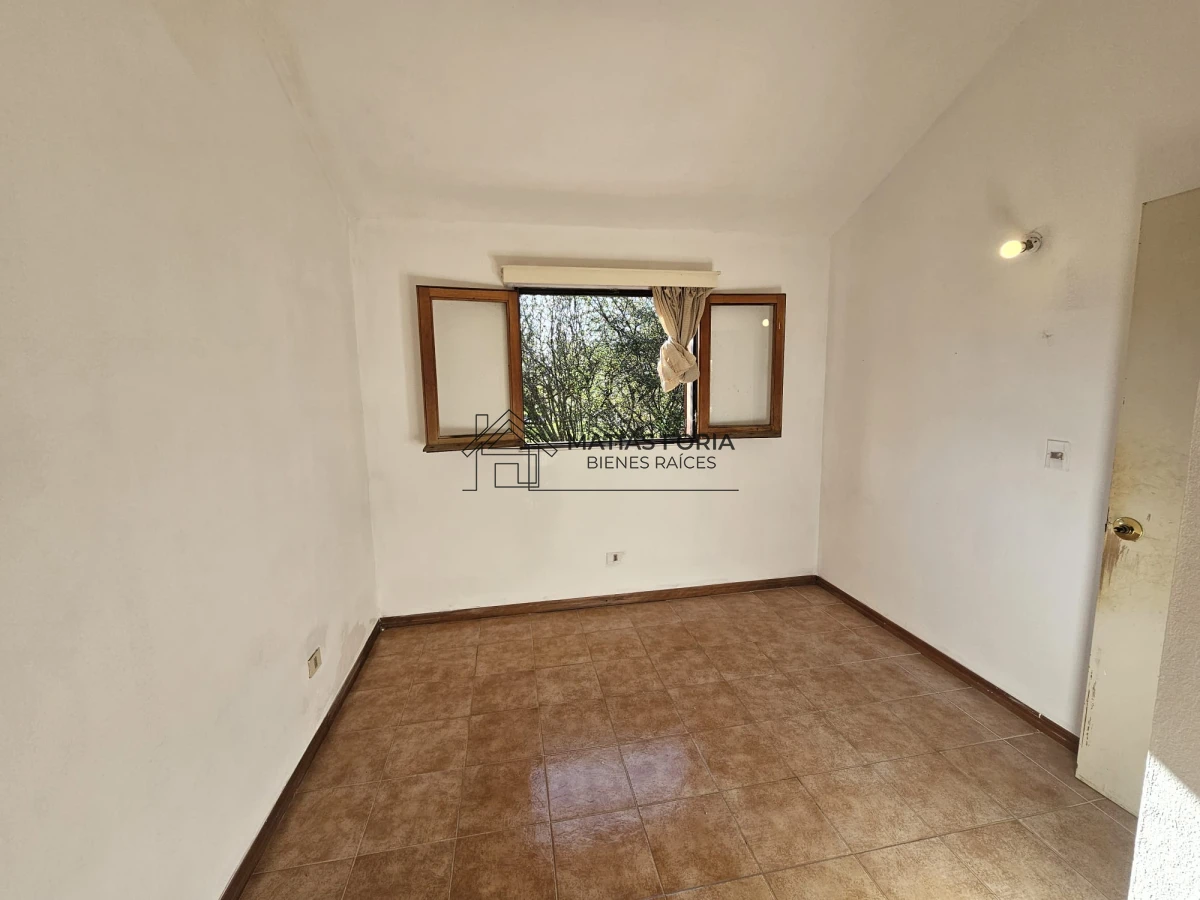 Casa ID.121 - CASA TRES DORMITORIOS EN VENTA - EL CORTIJO