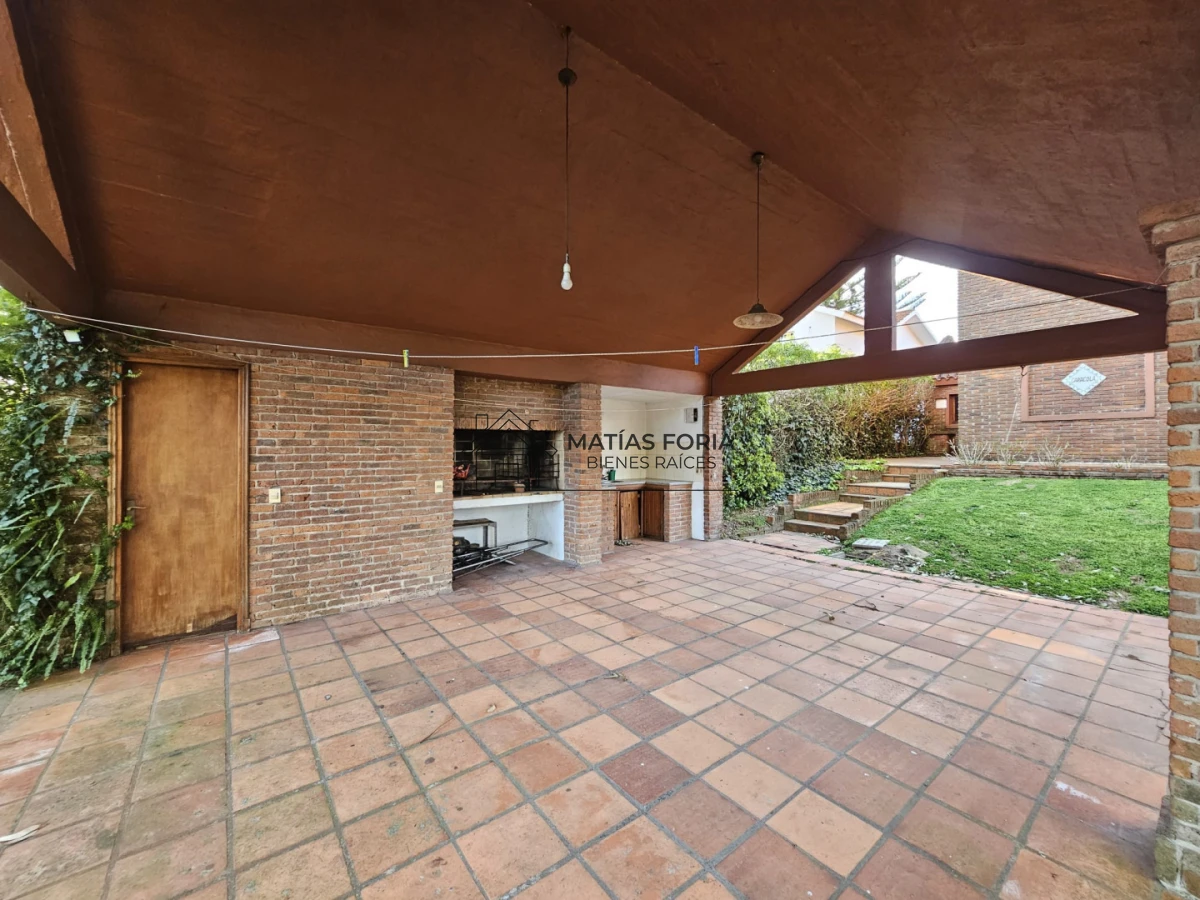 Casa ID.274 - Casa en venta - Playa Mansa, Parada 19 | California Park