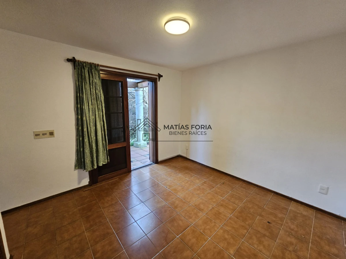 Casa ID.274 - Casa en venta - Playa Mansa, Parada 19 | California Park