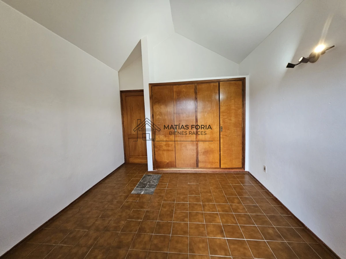 Casa ID.274 - Casa en venta - Playa Mansa, Parada 19 | California Park