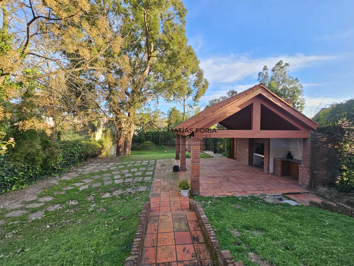 Casa ID.274 - Casa en venta - Playa Mansa, Parada 19 | California Park