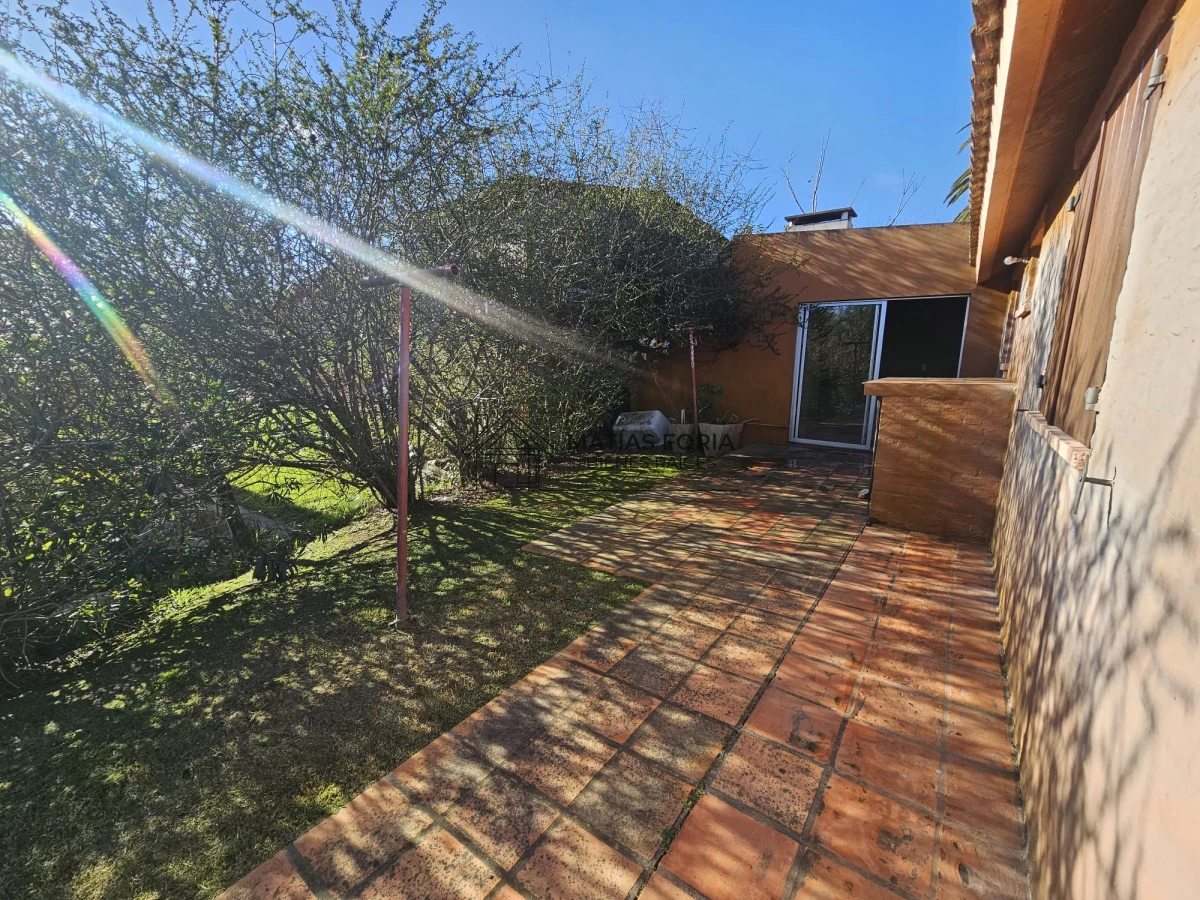 Casa ID.121 - CASA TRES DORMITORIOS EN VENTA - EL CORTIJO