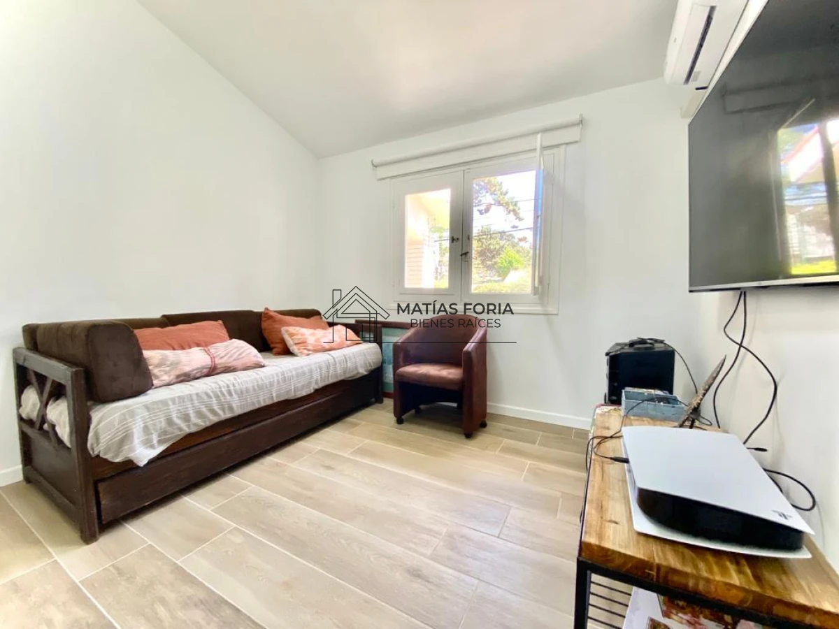 Casa ID.60 - Alquiler anual zona Roosevelt