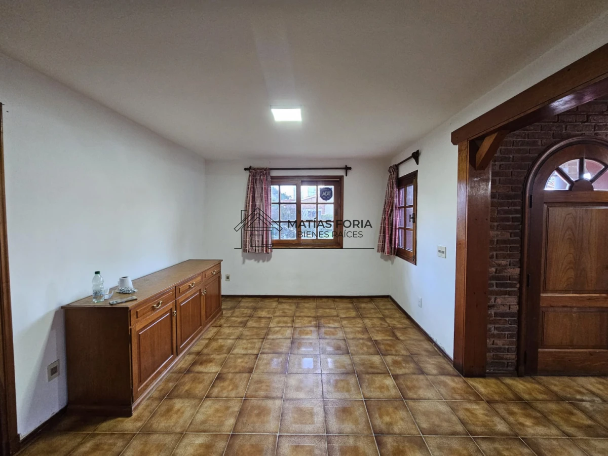Casa ID.274 - Casa en venta - Playa Mansa, Parada 19 | California Park