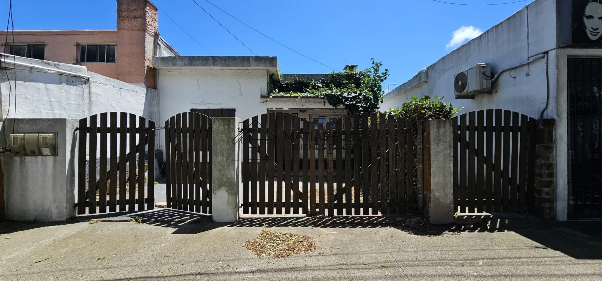 Casa ID.39 - CASA MAS DOS APARTAMENTOS EN VENTA CENTRO MALDONADO