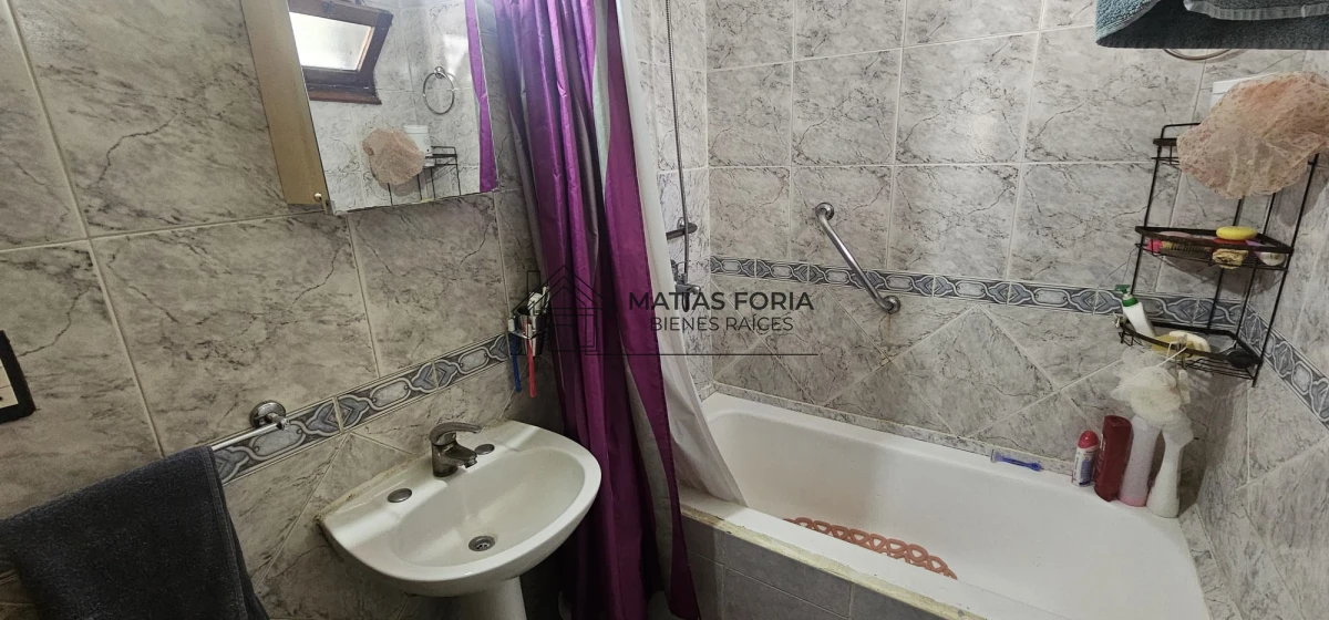 Casa ID.40 - CASA MAS APARTAMENTO EN VENTA BARRIO SARUBBI MALDONADO