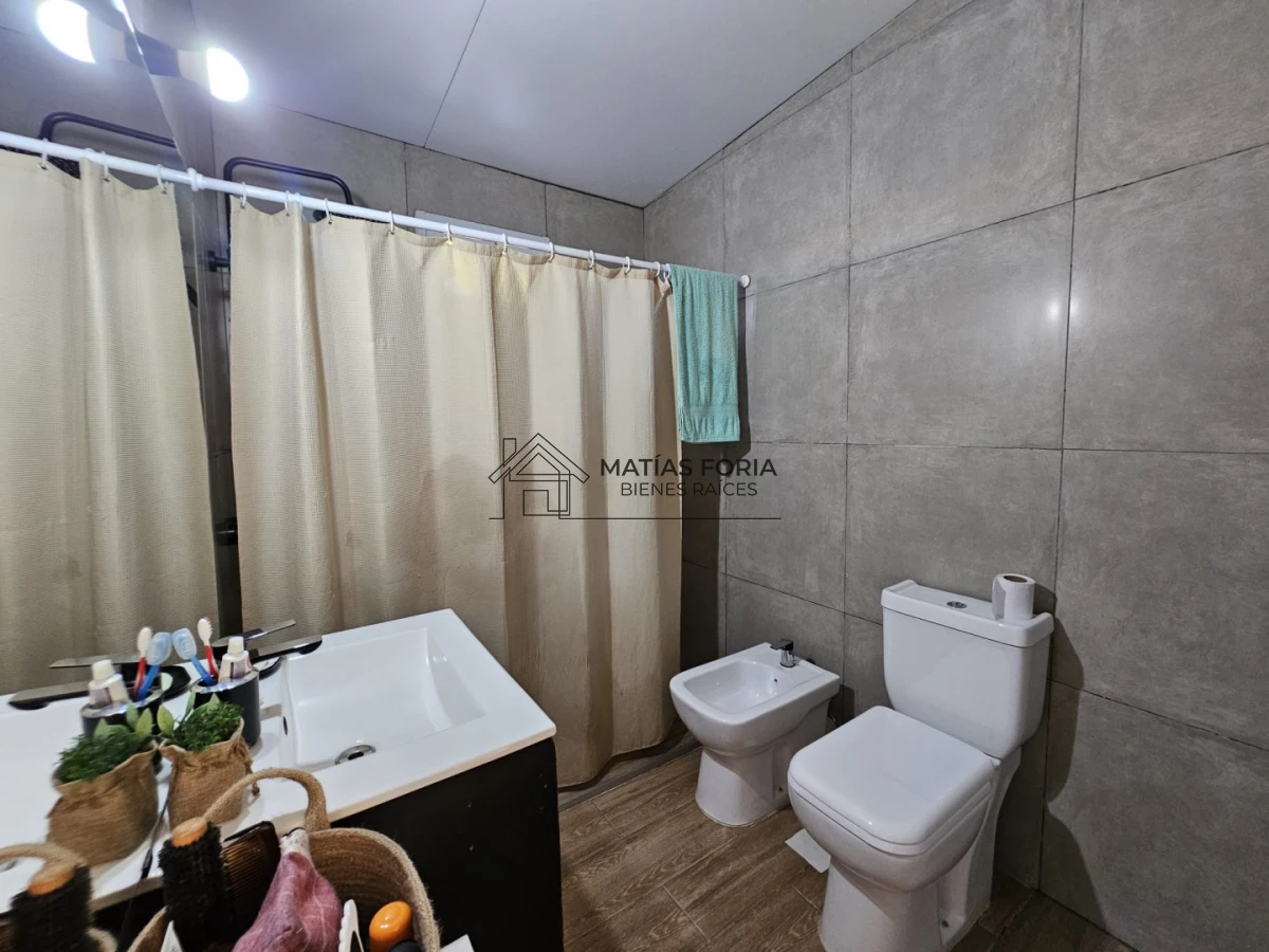 Casa ID.102 - CASA UN DORMITORIO EN VENTA 4H