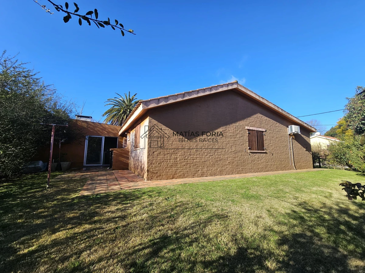 Casa ID.121 - CASA TRES DORMITORIOS EN VENTA - EL CORTIJO