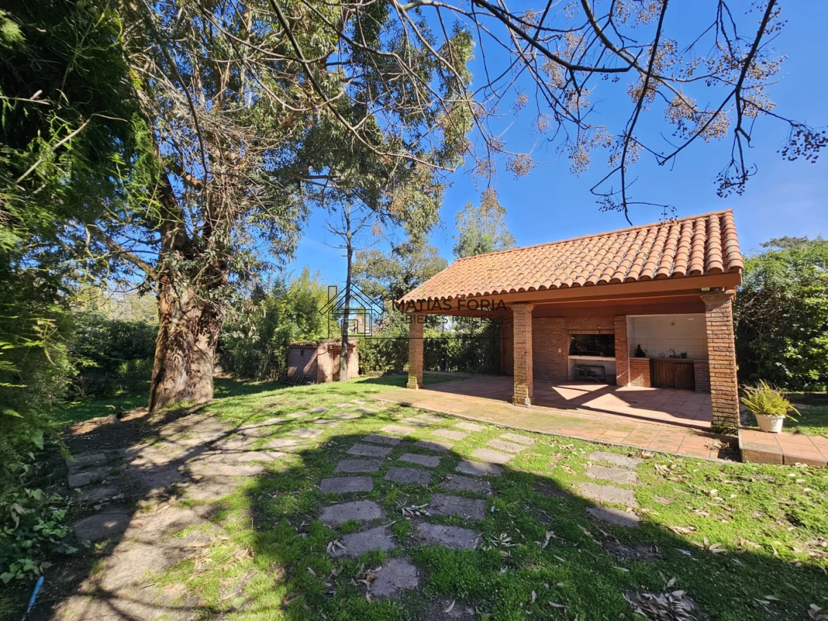 Casa ID.274 - Casa en venta - Playa Mansa, Parada 19 | California Park