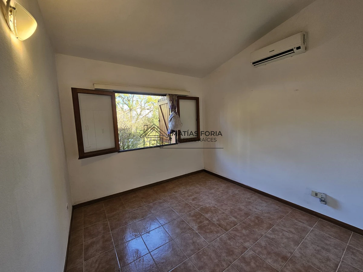 Casa ID.121 - CASA TRES DORMITORIOS EN VENTA - EL CORTIJO