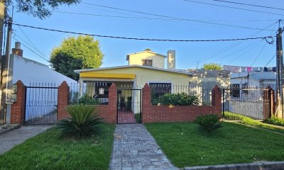 CASA MAS APARTAMENTO EN VENTA BARRIO SARUBBI MALDONADO