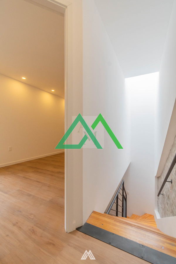 Apartamento ID.44 - Venta de espectacular duplex de dos dormitorios en Tres Cruces ANV