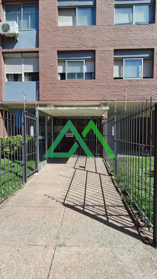 Apartamento ID.77 - VENTA DE APARTAMENTO 4 DORMITORIOS VISTA A LA RAMBLA