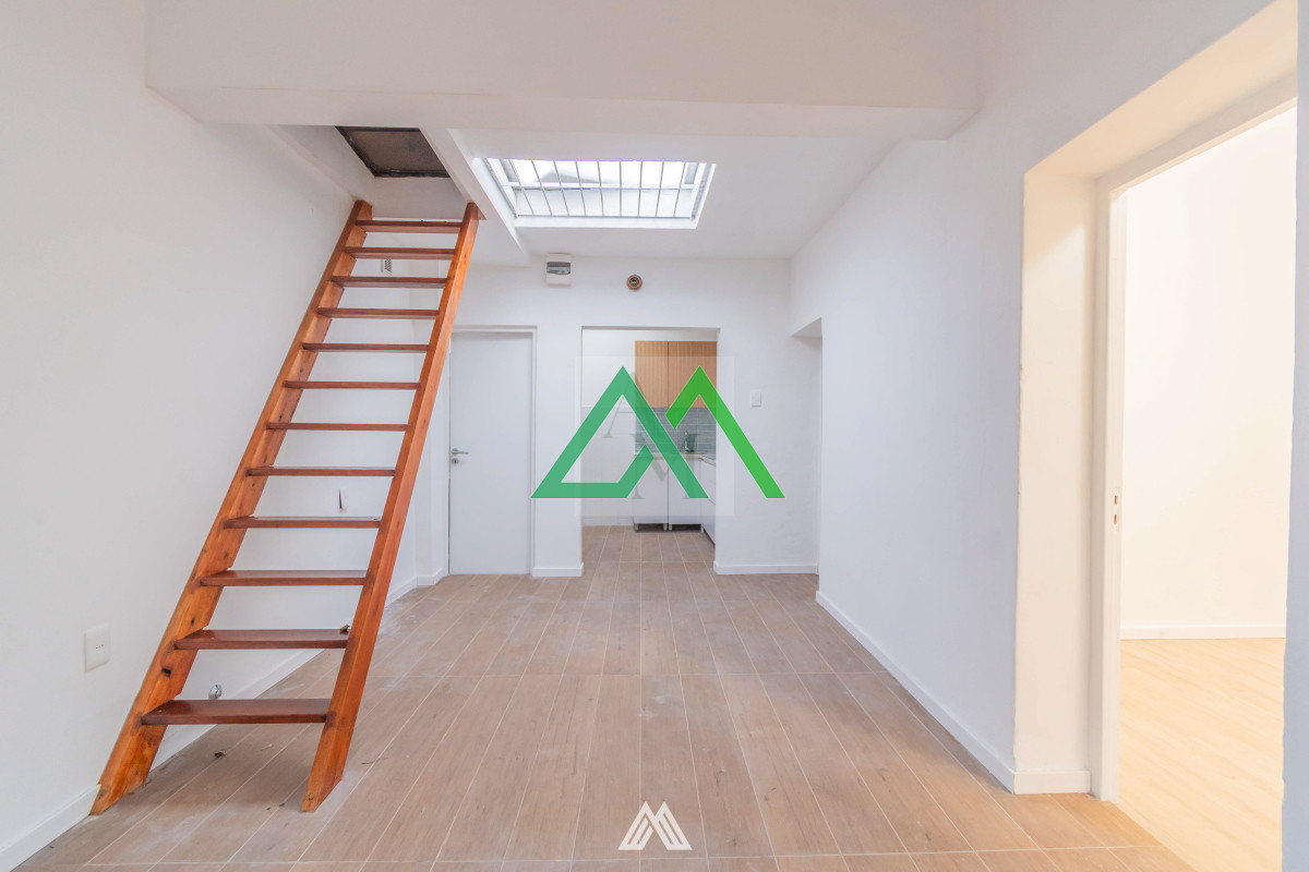 Apartamento ID.95 - Venta de apto de dos dormitorios por pasillo a metros de Montevideo Shoping