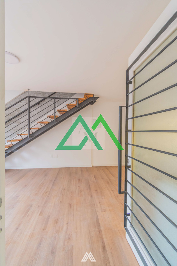 Apartamento ID.42 - Venta de duplex de dos dormitorios cerca de Tres Cruces a estrenar ANV 