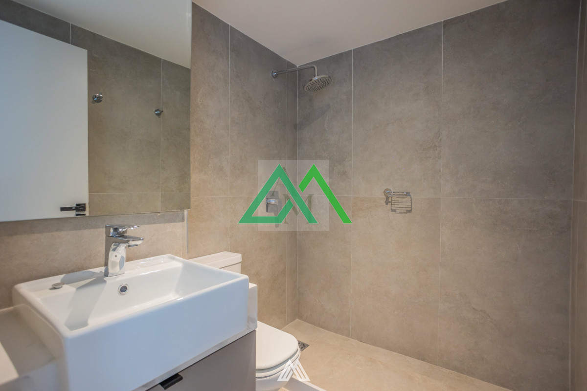 Apartamento ID.50 - Venta de apto 3 dormitorios, doble garaje, gran vista, Carrasco Este