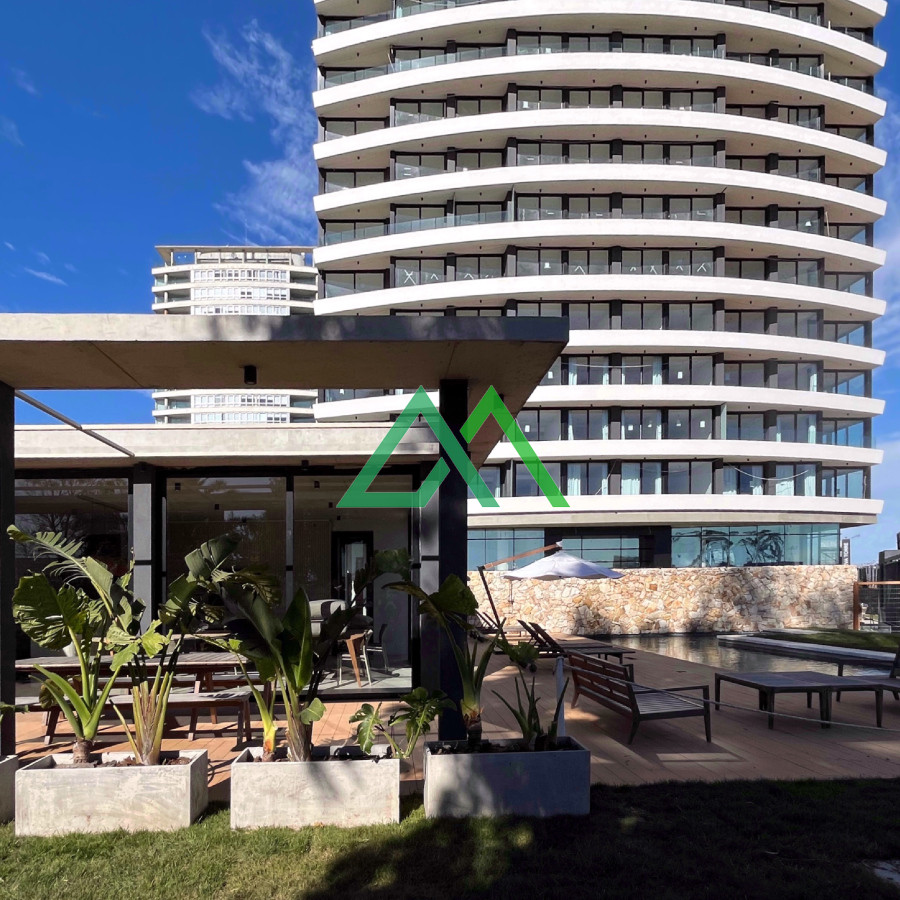 Apartamento ID.28 - Espectacular  apto con tres dormitorios y tres baño cerca de  todo 