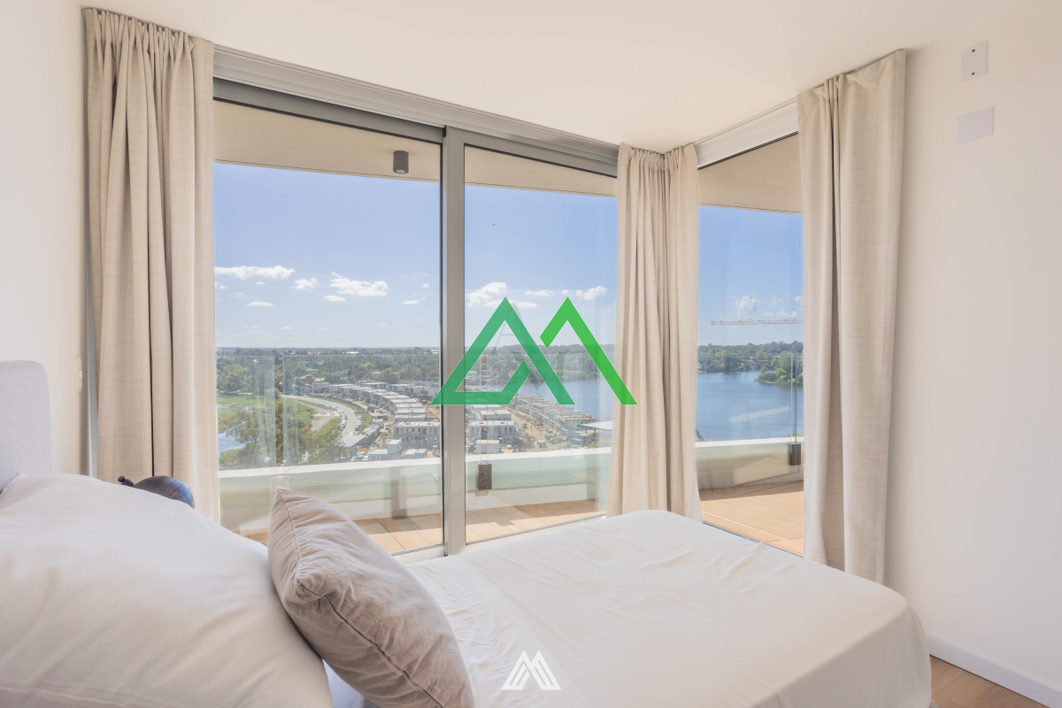 Apartamento ID.49 - Venta de apto de 3 dormitorios y doble garaje, en Carrasco Este