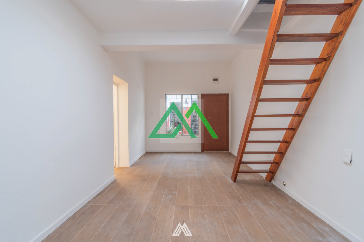 Apartamento ID.95 - Venta de apto de dos dormitorios por pasillo a metros de Montevideo Shoping