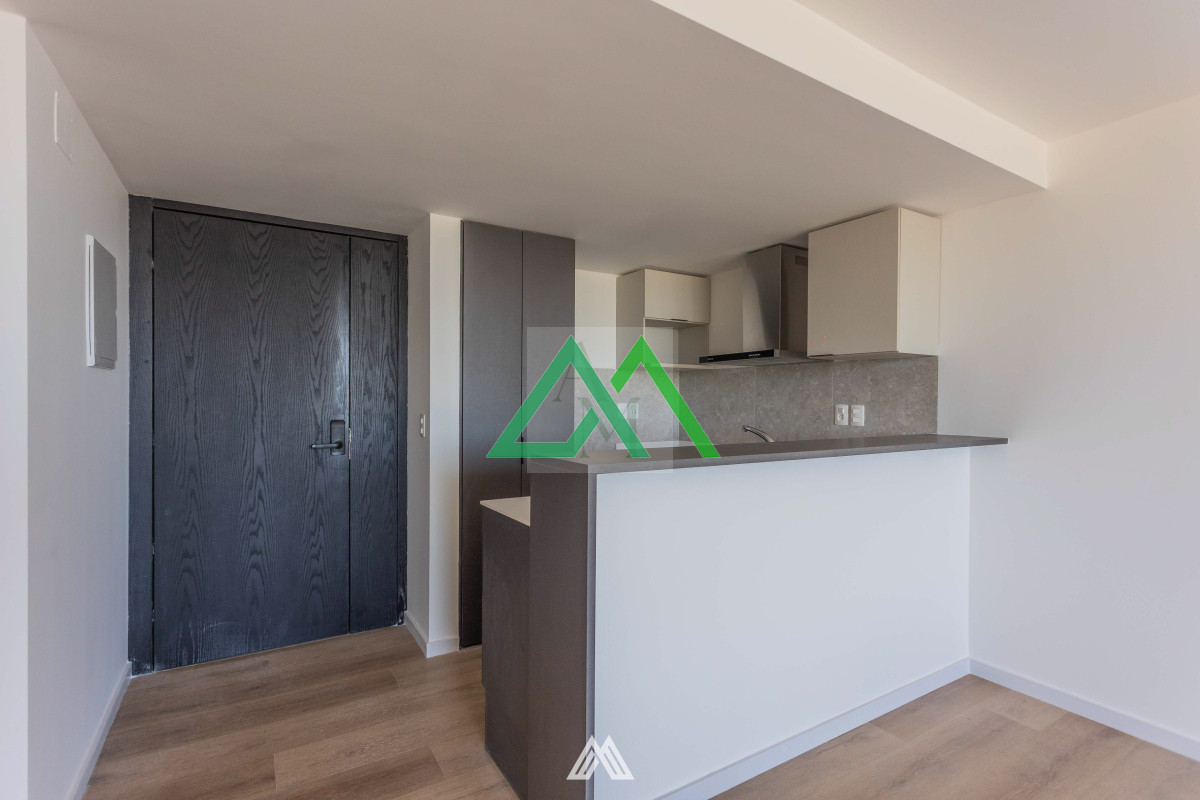 Apartamento ID.50 - Venta de apto 3 dormitorios, doble garaje, gran vista, Carrasco Este