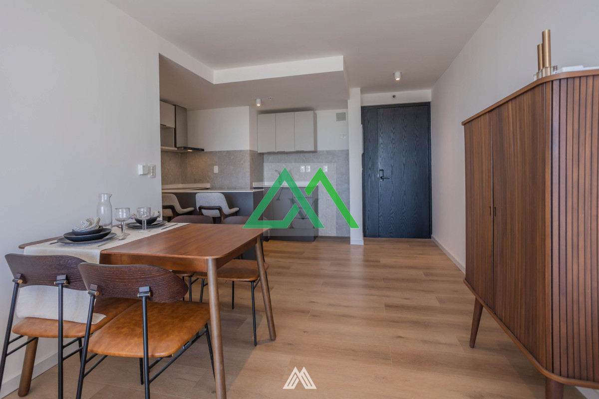 Apartamento ID.49 - Venta de apto de 3 dormitorios y doble garaje, en Carrasco Este