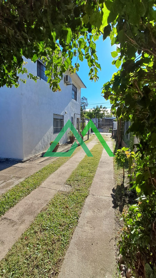 Casa ID.94 - VENTA DE CASA DE 3 DORMITORIOS + TERRENO  