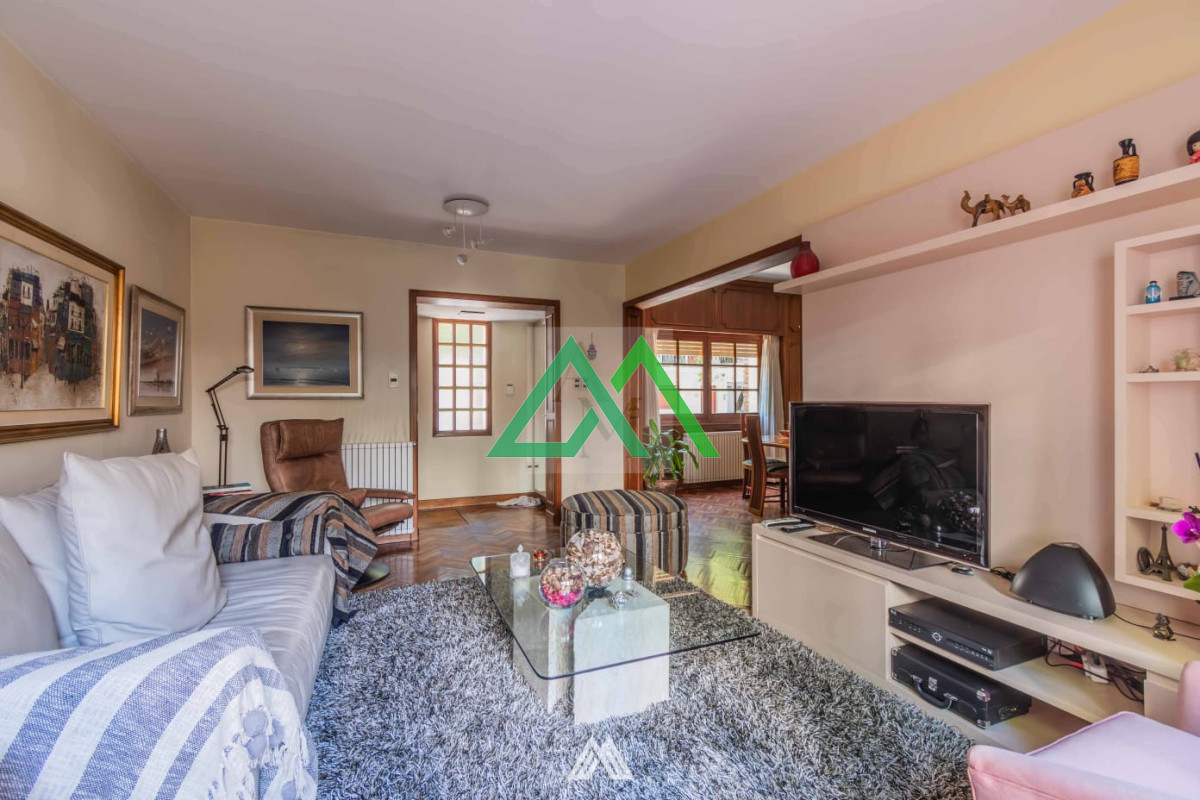 Casa ID.103 - Venta de casa en Pocitos con fondo verde, para entrar!!!