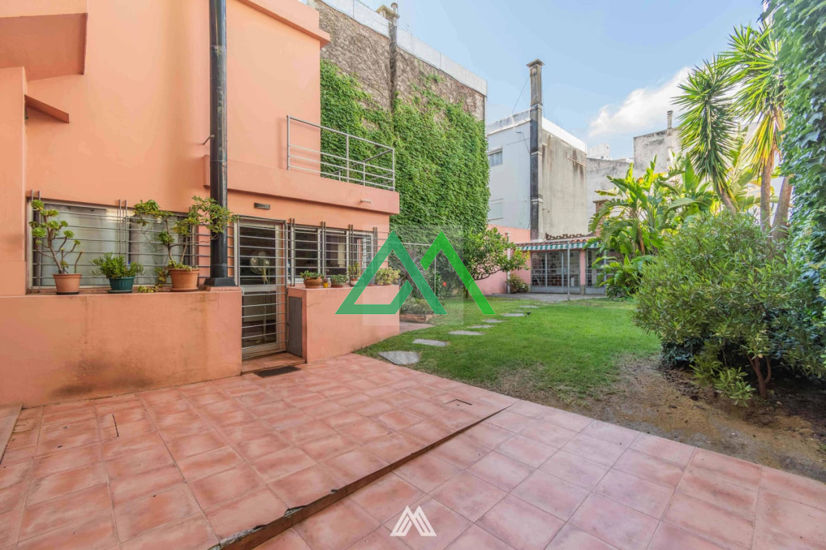 Casa ID.103 - Venta de casa en Pocitos con fondo verde, para entrar!!!