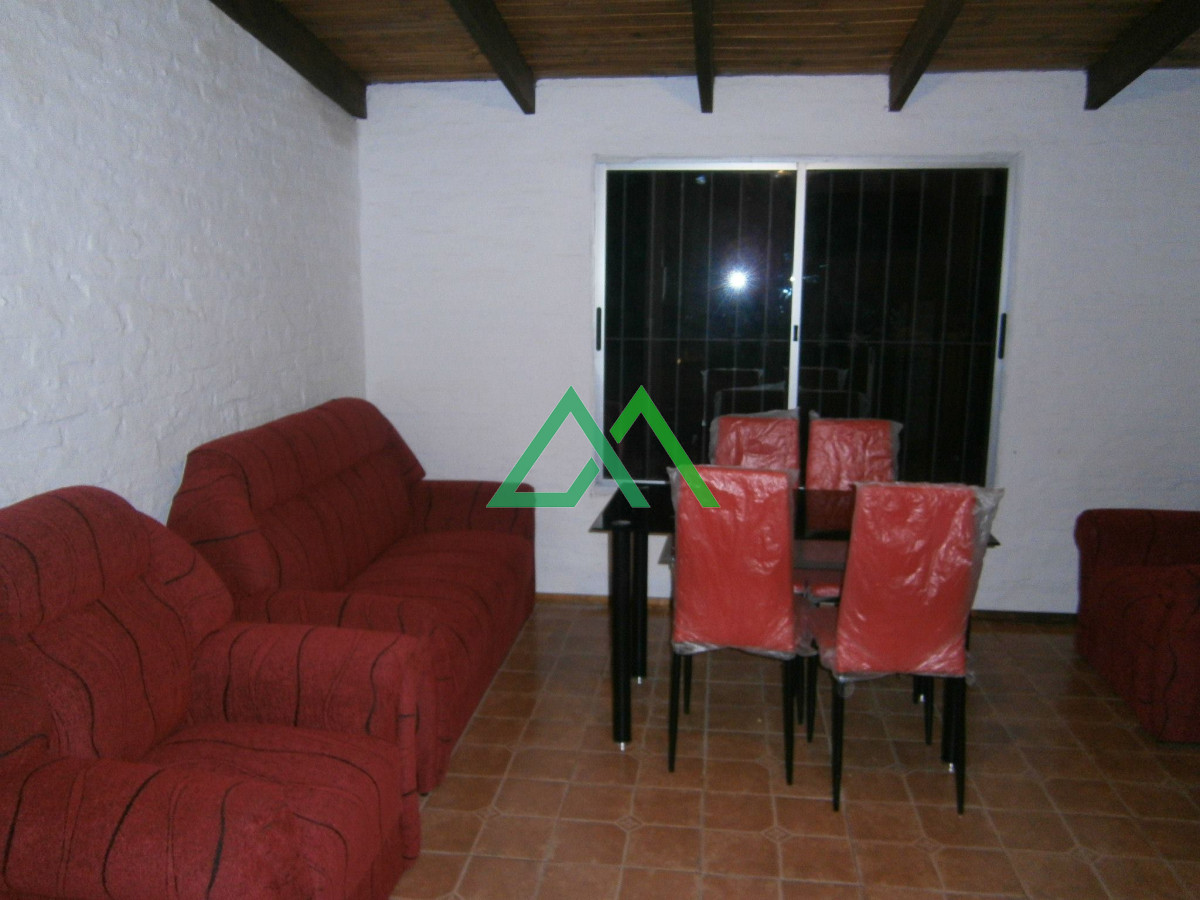 Casa ID.48 - Venta de dos casas gemelas con renta en El Pinar Sur