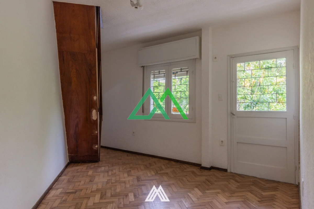 Casa ID.23 - Venta de PH , dos dormitorios, Garaje, play room, dos baños, terraza, excelente estado, rentada en U%S 38000