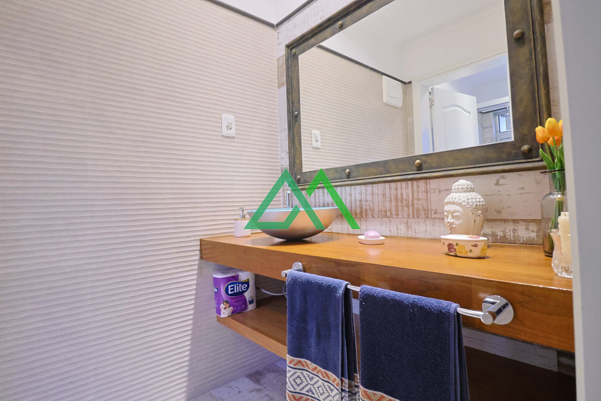 Casa ID.3 - Venta de espectacular casa padrón único, con gran fondo con piscina. Para entrar!!!!!!!!