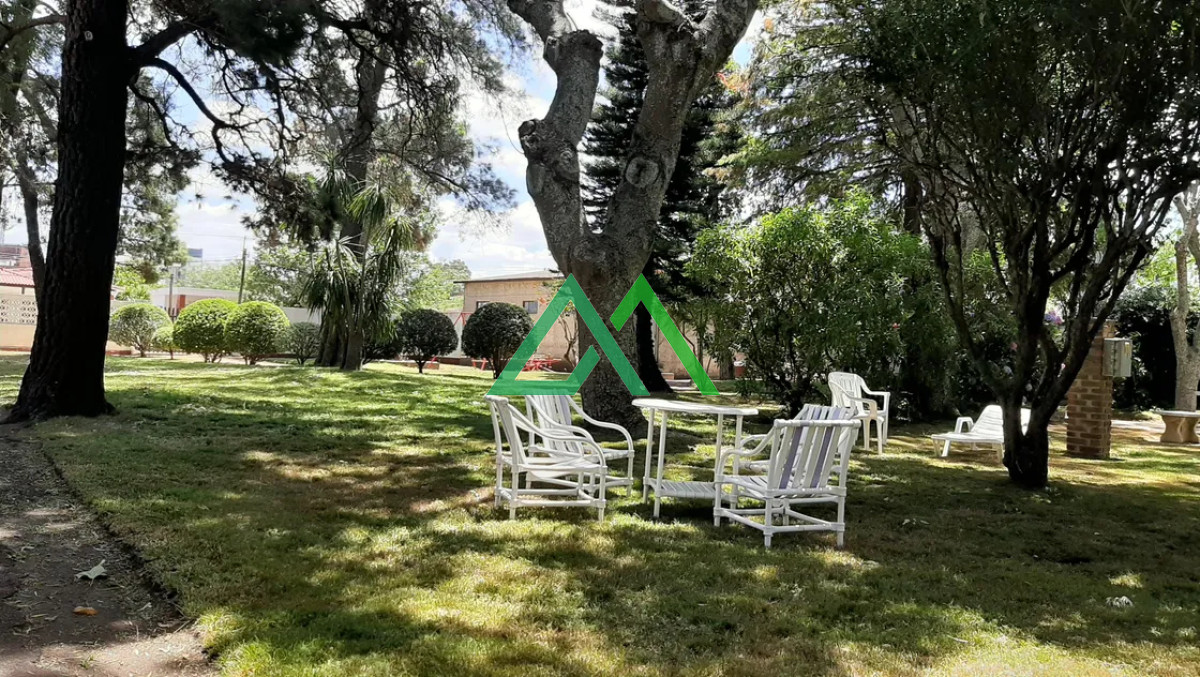 Terreno ID.16 - Venta de excelente terreno a 100 metros del mar en Piriápolis en la paya mas concurrida             admite a ppisoos y sbsuea
