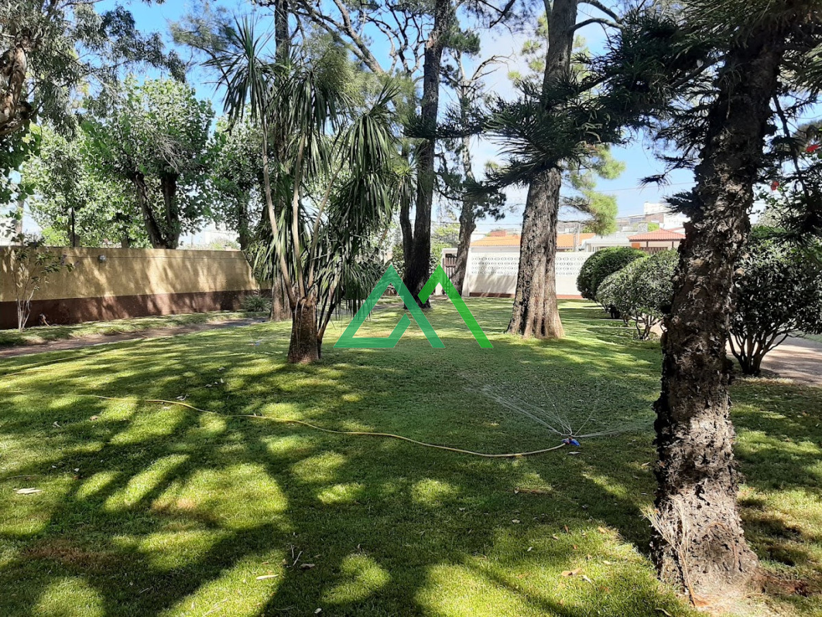 Terreno ID.16 - Venta de excelente terreno a 100 metros del mar en Piriápolis en la paya mas concurrida             admite a ppisoos y sbsuea