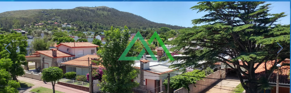 Hotel ID.19 - Venta de Hotel en Piriapolis a 120 metros de mar con exceente potencial!!!!